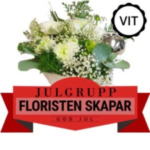 Rund julgrupp med blandade vita julblommor och gröna blad. Beställ ditt blomsterbud online hos Florister i Sverige!